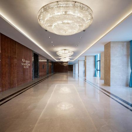 Sheraton Grand Zhengzhou Hotel Esterno foto