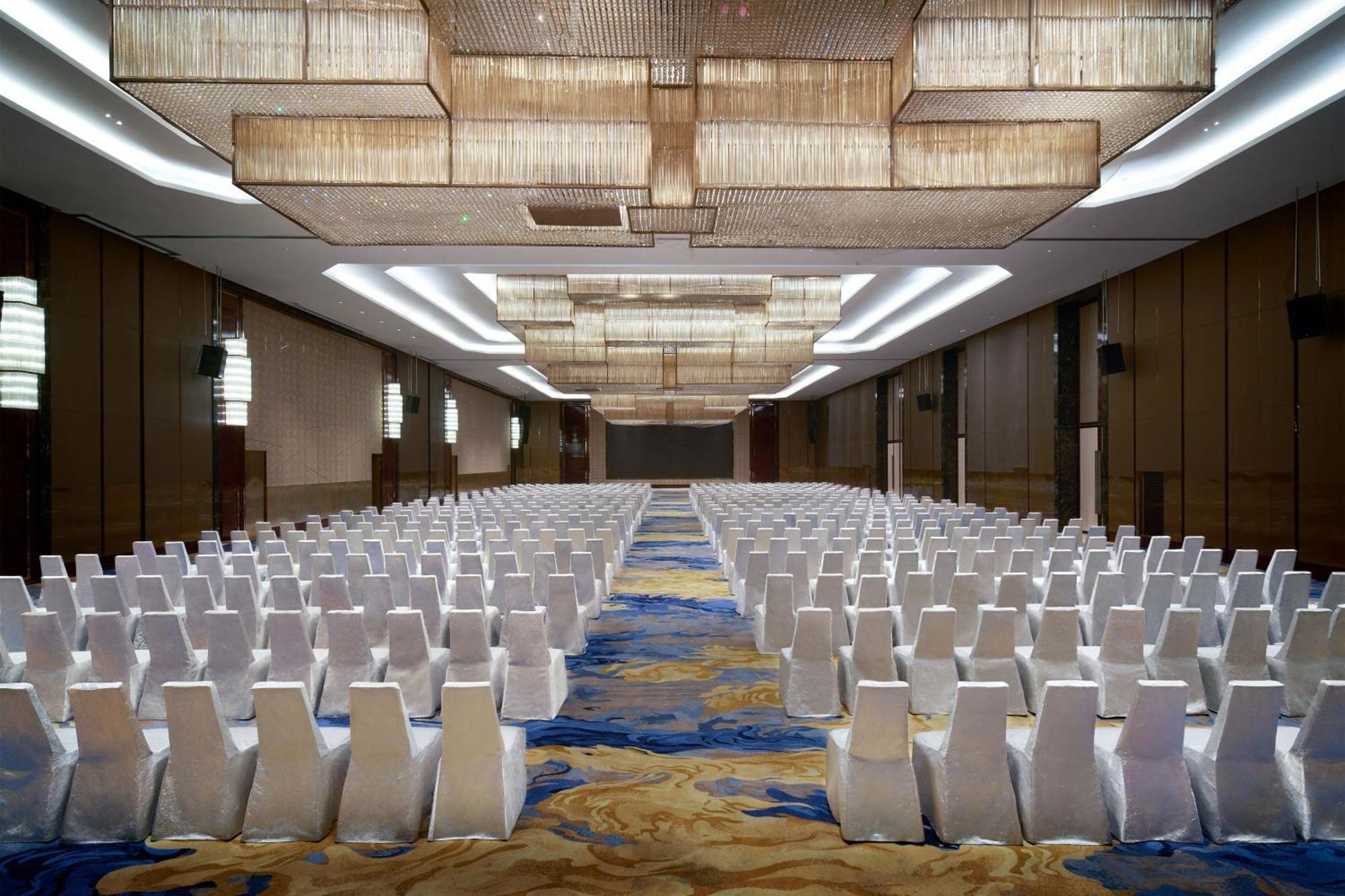 Sheraton Grand Zhengzhou Hotel Esterno foto