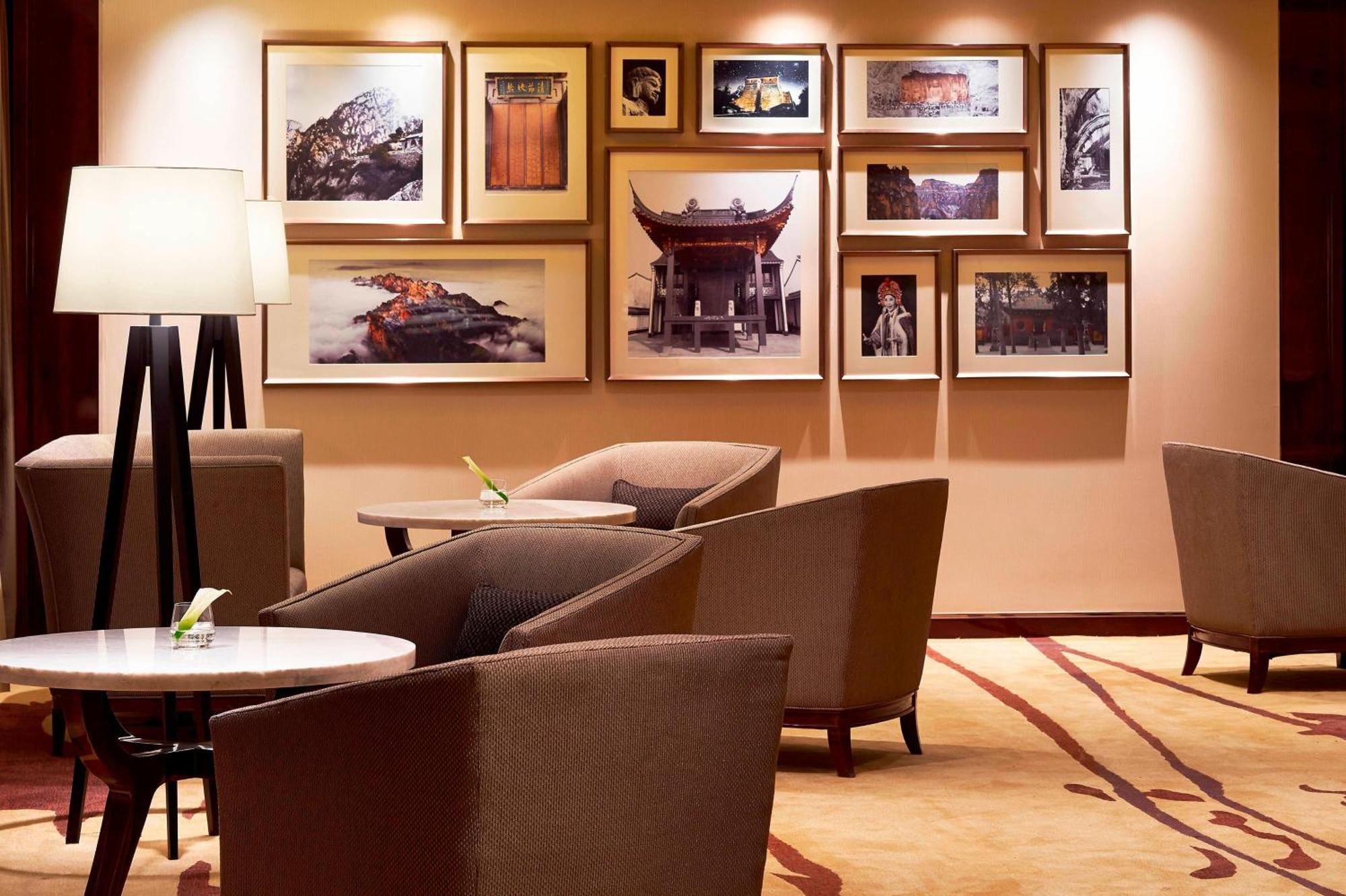 Sheraton Grand Zhengzhou Hotel Esterno foto