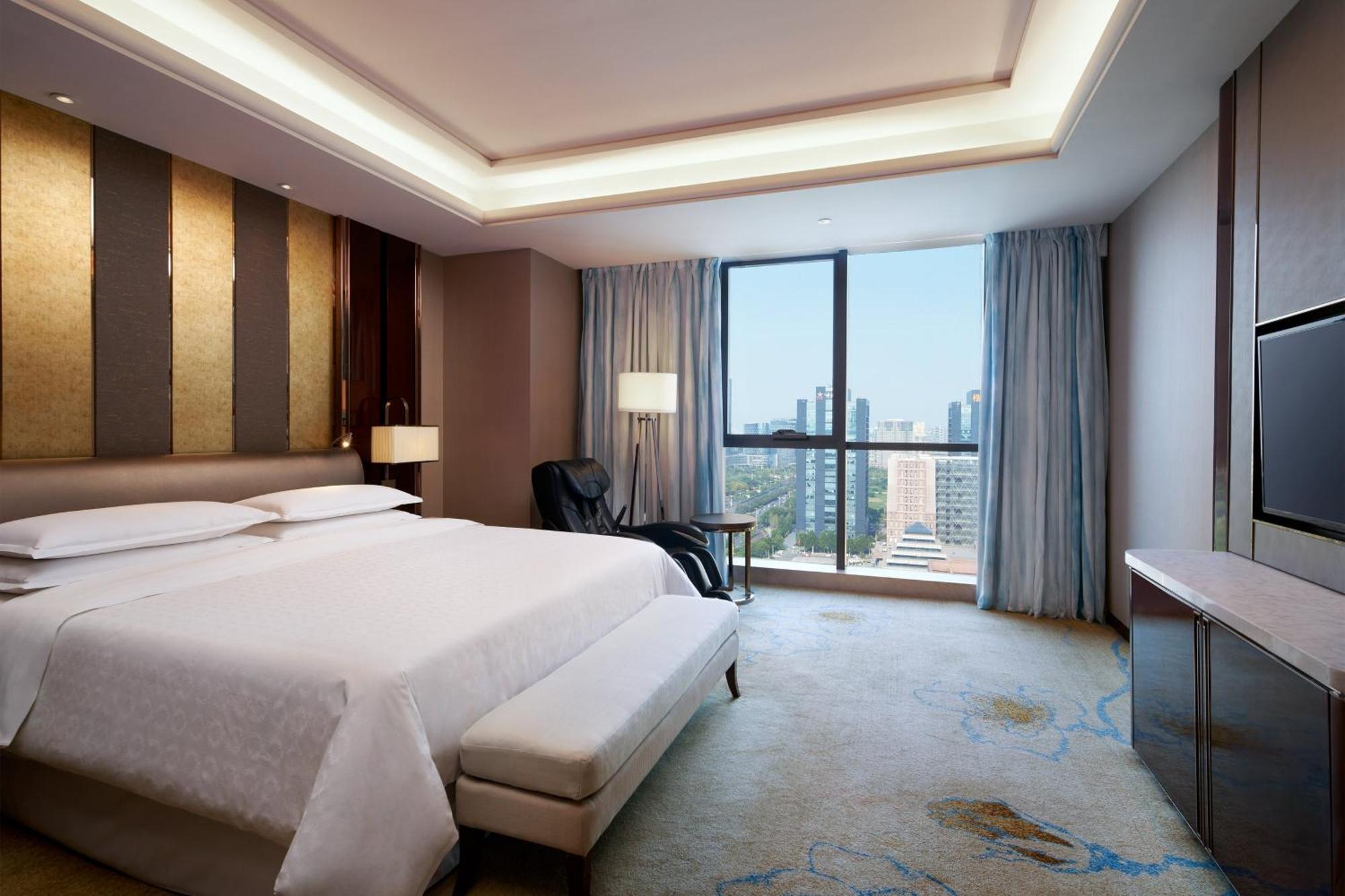 Sheraton Grand Zhengzhou Hotel Esterno foto